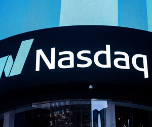 A ascensão do NASDAQ: Tecnologia, traders e transformação